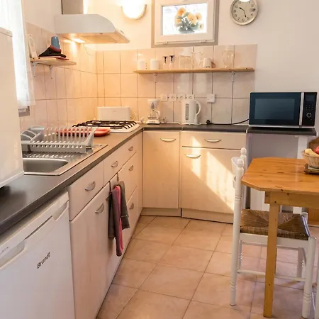 A Avec Parking Inclus - 35 M² Cassen